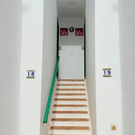 -montorian View Lanzarote- بويرتو ذيل كارمين