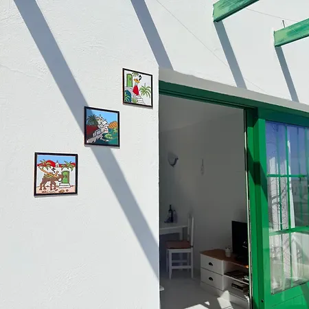 -montorian View Lanzarote- * 卡门港